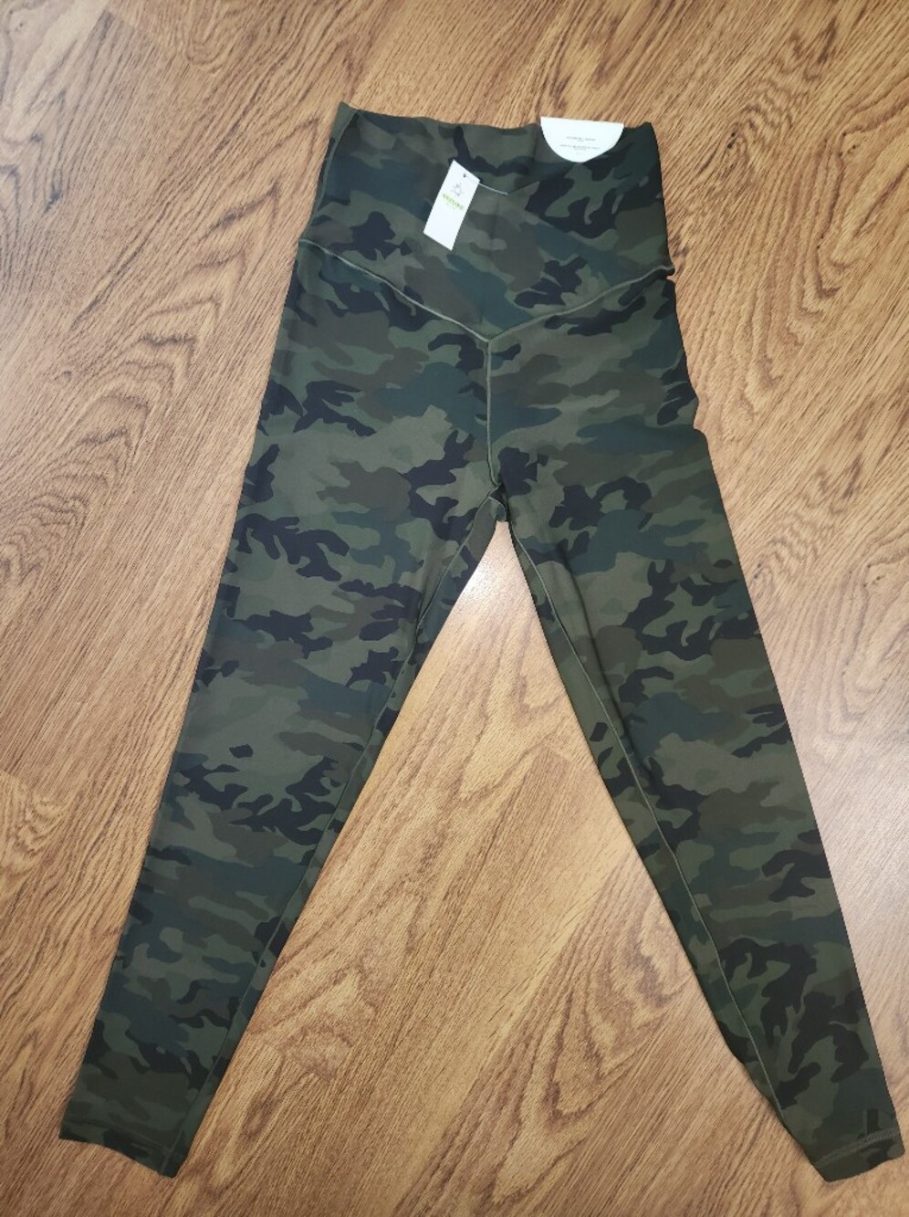 Offline By Aerie Camo Leggings *NWT*
